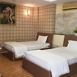 Dai Ket Hotel