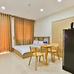 Goldstay 218