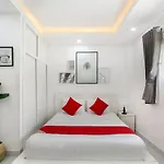 Oyo 122 Vela Apartment
