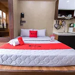 Reddoorz Plus @ Nguyen Trai Street