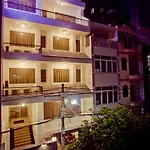 Aha Friday Royal Hotel