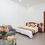 Chau Long Hotel