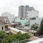 Dragon Hotel 1
