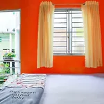Color House Hostel
