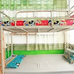 Color House Hostel
