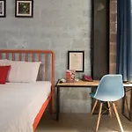 Reddoorz Plus @ Ung Van Khiem Street
