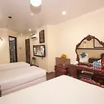 Lam Hotel