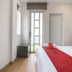 Reddoorz Plus @ Tran Quang Khai Street