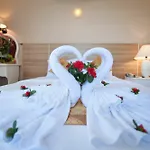 Paris Gold Hotel