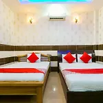 OYO 261 Binh Dung Hotel