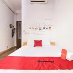Reddoorz Near Bui Vien Walking Street 2