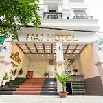Mai Hotel - Airport