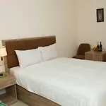 Aha Thanh Long Tan Hotel