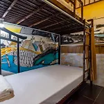 Sg Capsule Hostel (Adults Only)