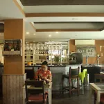 Crown Diamond Hotel - Phu My Hung District 7