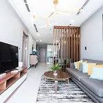 Smart Modern 2Br Apartment Near Downtown