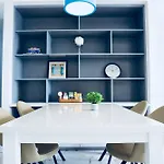 La Rose Great View 14Th 2 Br. Apartment