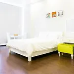 Qhome Saigon Nguyen Huu Canh