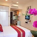 Yumi House