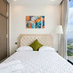 Bason Golden River Suites