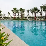Bason Golden River Suites