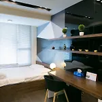 J7 3Br Apartment