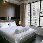 J7 3Br Apartment