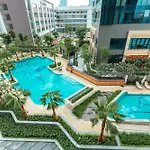Oasis Vinhome Golden River Apt