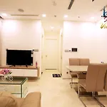 Stay In Vietnam Vinhomes Golden River