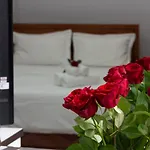 Cbd Home - Home In Central - The Art