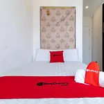 Reddoorz Plus Near Gia Dinh International Hospital 3