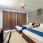 Hanh Chuong Hotel