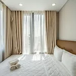 Luxy Park Hotel & Apartments-City Centre