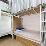 Spot On 710 Sakura Hostel Cholon