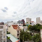 Tht Apartment
