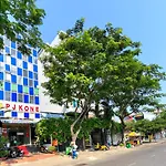 Phu Gia Hotel Near Secc, Fv Hospital