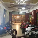 Khach San Nhat Quynh Anh