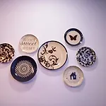 Sasha House - Behind The Zoo, サービスアパート!