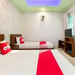 Phu Gia Hotel Near Secc, Fv Hospital