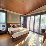 Orchid Boutique Hotel & Apartment