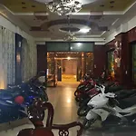 Khach San Nhat Quynh Anh