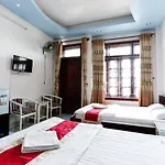Oyo 395 Anh Quoc Hotel