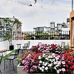 Mars & Venus Hotel