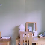 Venus Hotel - 2I1A Bach Dang P2 Tan Binh