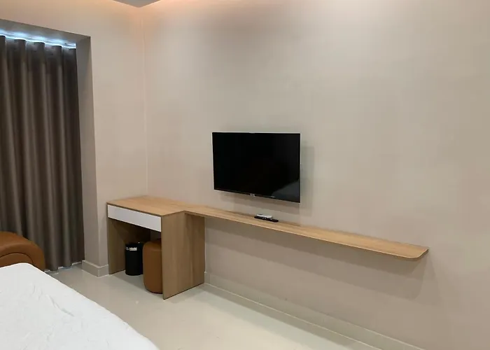 Tan Cuu Long Hotel