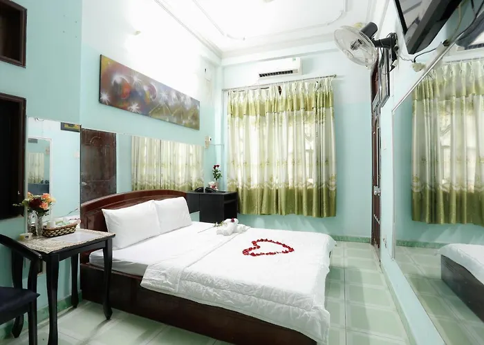 Oyo 1140 Hong Luc Hotel