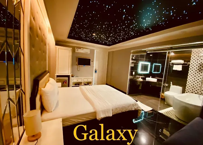 La Galerie Hotel