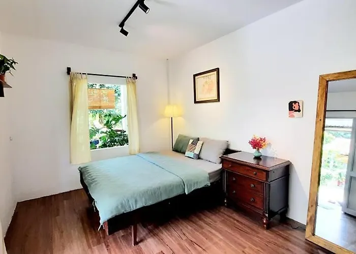 Vuon Nha Ngoai Garden Homestay