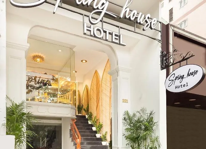 Spring House Saigon Central Park
