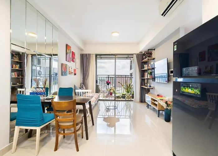Kirakuan Parkview 2Br Pool/Gym/Balcony